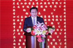 就是要进行《品牌泛论》以及《组合书的发布典